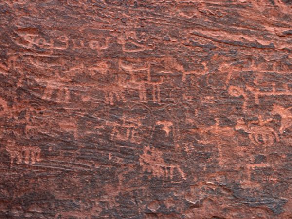 The Ancient Rock Art of Jubbah